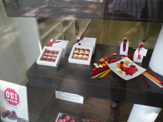  dragées en chocolat, bd Saint Germain